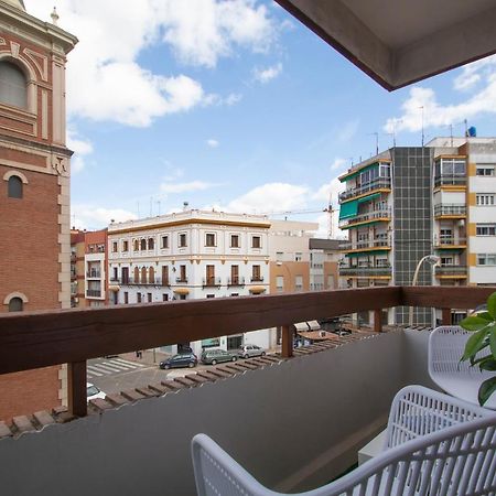 Luminoso Y Acoger Loft, Excelente Ubicacion Apartment Sevilla Bagian luar foto
