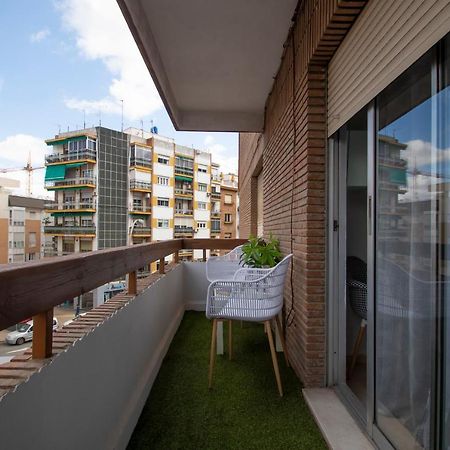 Luminoso Y Acoger Loft, Excelente Ubicacion Apartment Sevilla Bagian luar foto
