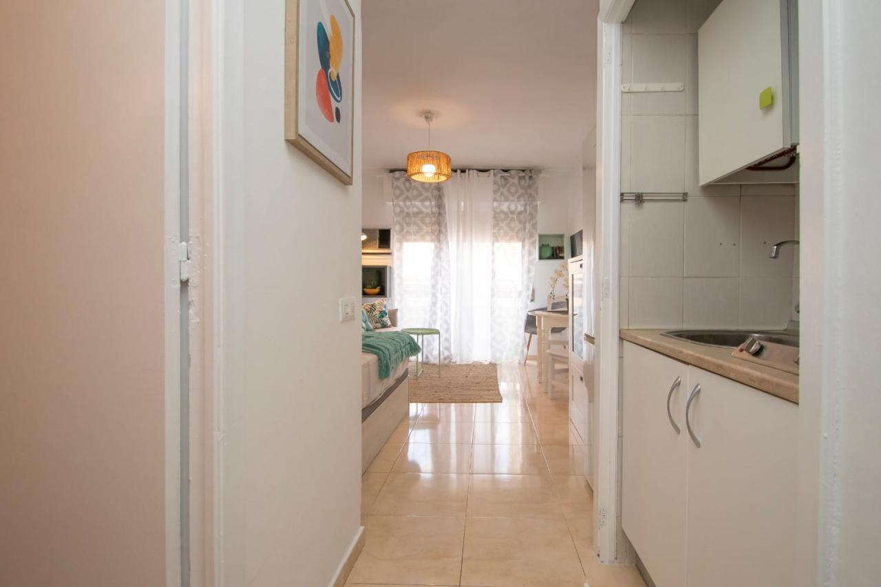 Luminoso Y Acoger Loft, Excelente Ubicacion Apartment Sevilla Bagian luar foto