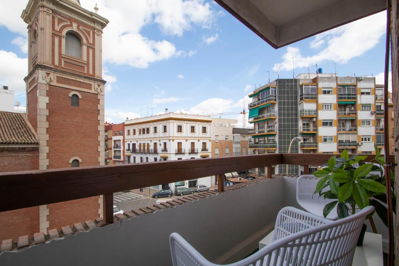 Luminoso Y Acoger Loft, Excelente Ubicacion Apartment Sevilla Bagian luar foto